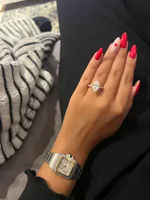 טבעת אירוסין, יהלום מעבדה בחיתוך אובל